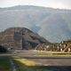 Imagen para el artículo titulado Encuentran una cámara secreta y un túnel al “inframundo” bajo la Pirámide de la Luna de México